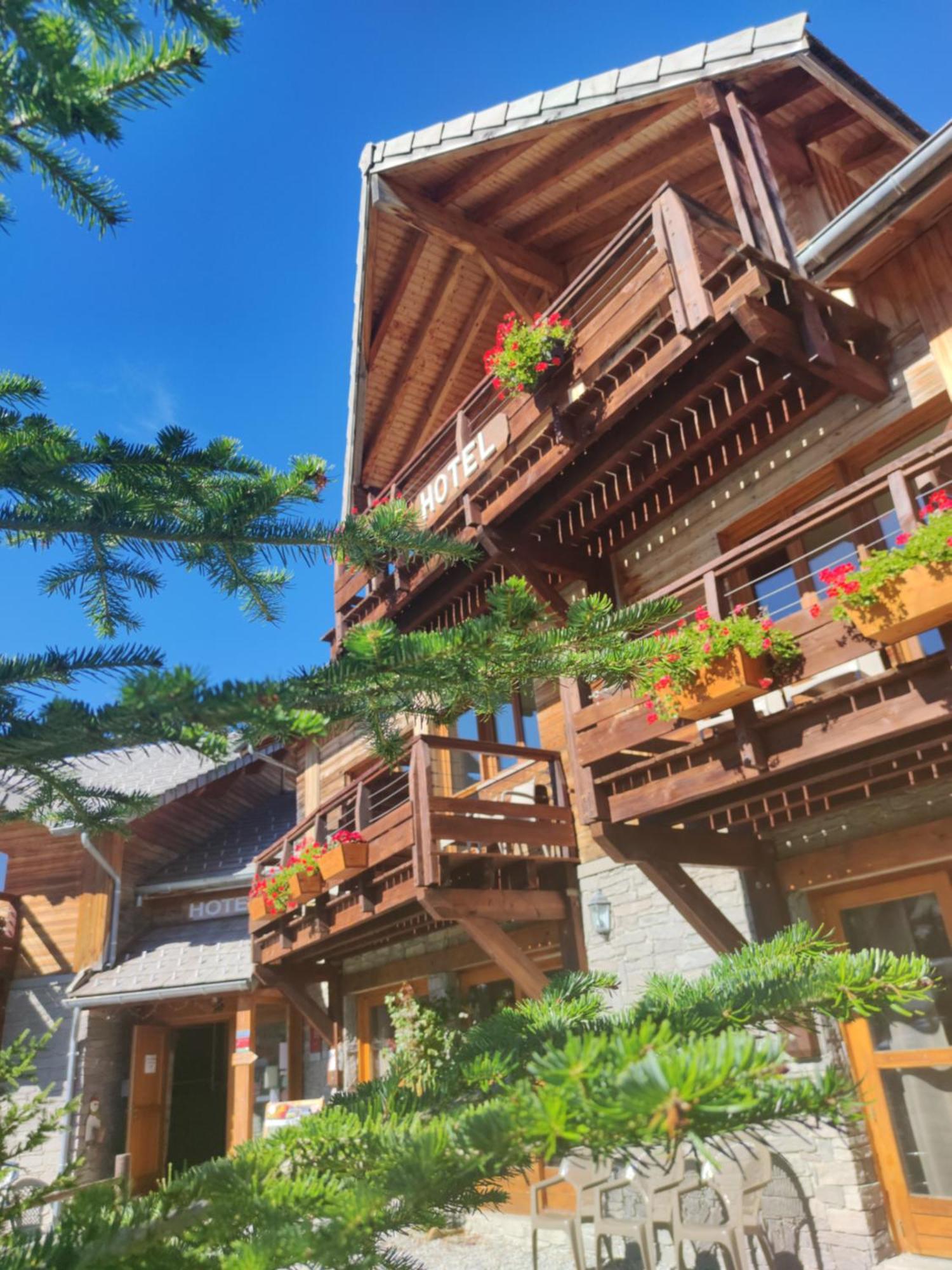 Sunweb Hotel L'Ecrin Des Neiges La Joue du Loup Εξωτερικό φωτογραφία